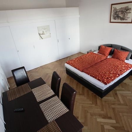 Carpe Diem Prague Apartment Ruang foto