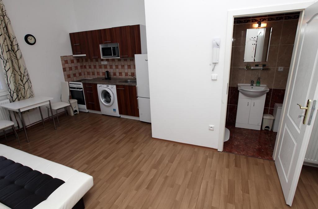 Carpe Diem Prague Apartment Ruang foto